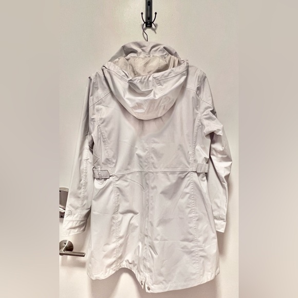 THE NORTH FACE Jacket Size Large Icy Sleek Ivory Color *EXCELLENT CONDITION!!🎁* - Picture 4 of 16